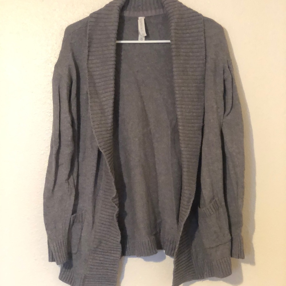 Grey Aeropostale cardigan